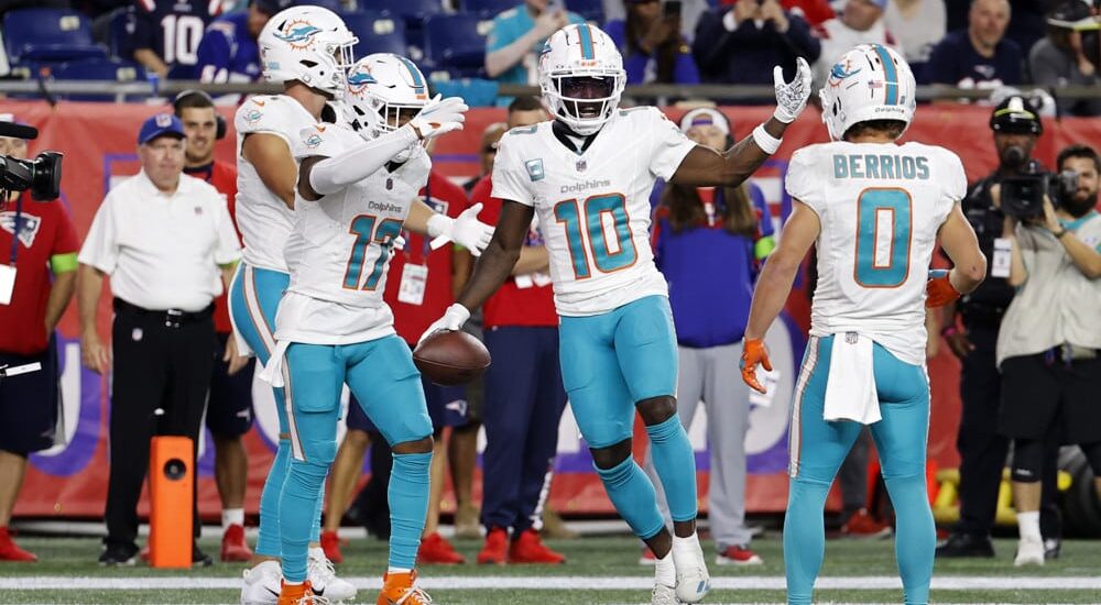 Tyreek Hill attempts to hit first touchdown props in NFL week 1